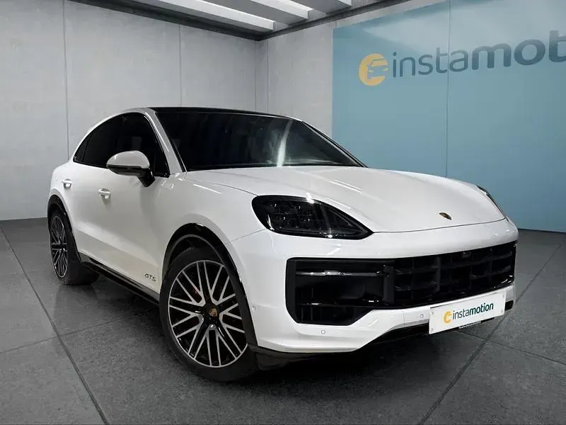 Usata Porsche Cayenne GTS 500 CV (367 kW) 2024 Bianco SUV