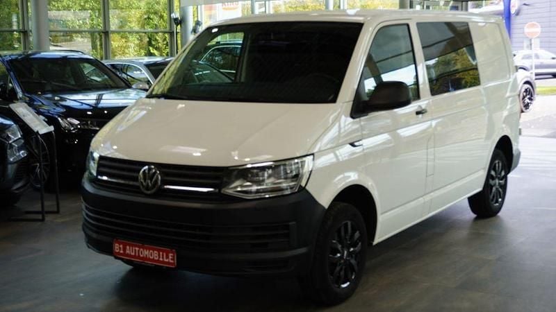 Gebraucht VW Transporter Trendline 150 PS (110 kW) 2019 Candyweiss Van