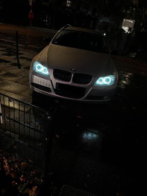 Silber Gebraucht 2006 BMW 325 Kombi | 5.800 € - Bild 1/4