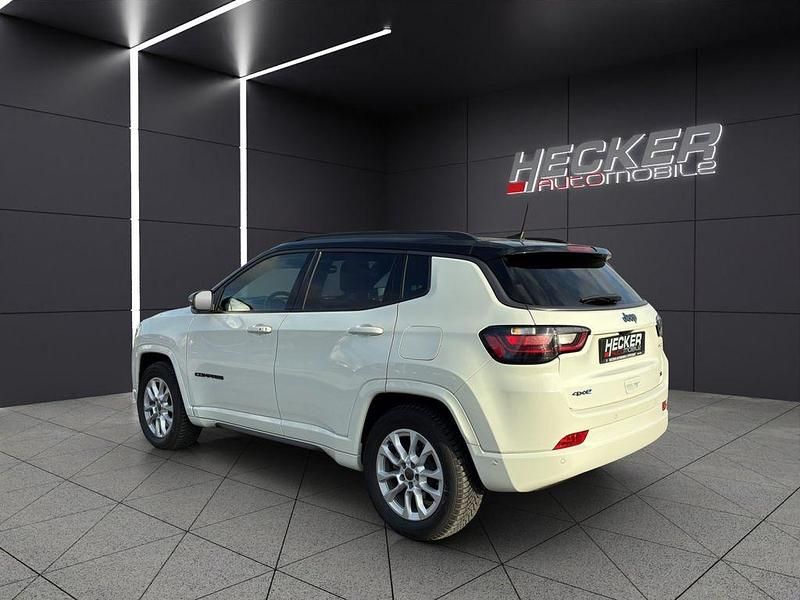 Gebraucht Jeep Compass 179 PS (131 kW) 2021 Alpine white (vr296) SUV