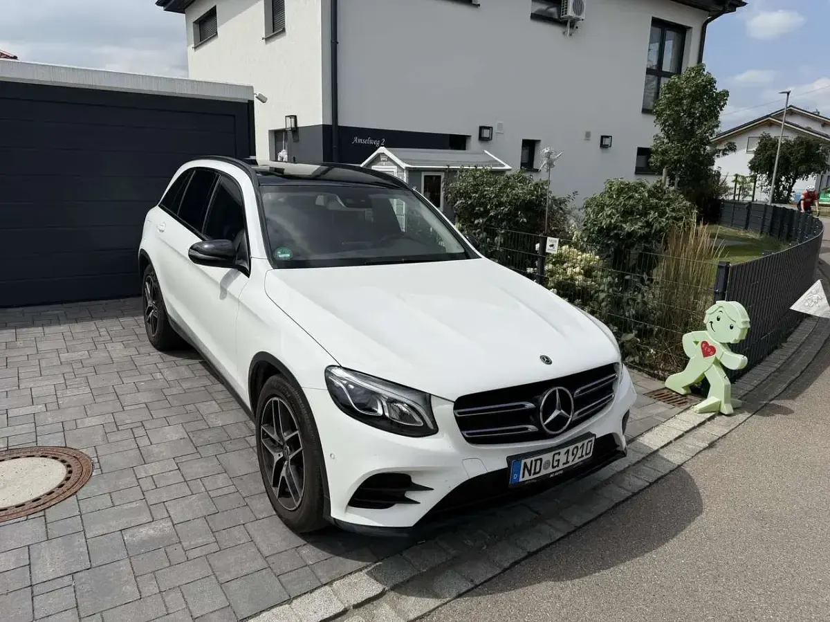 Gebraucht Mercedes GLC300 AMG 245 PS (180 kW) 2019 Weiß SUV