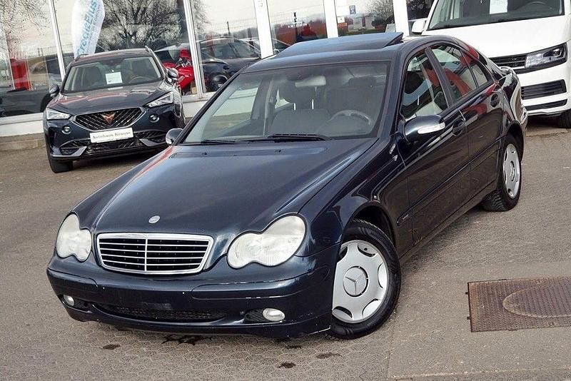 Gebraucht Mercedes C200 122 PS (89 kW) 2004 Schwarz Limousine