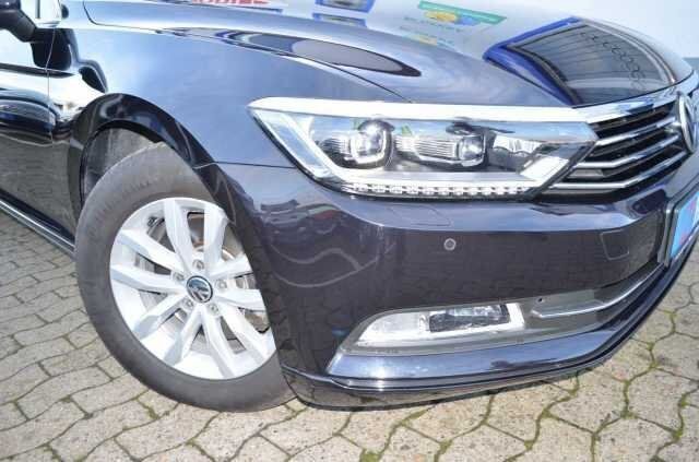 Gebraucht VW Passat Comfortline 150 PS (110 kW) 2015 Schwarz metallic Kombi
