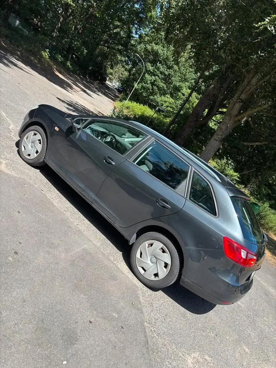 Gebraucht Seat Ibiza 86 PS (63 kW) 2011 Grau Limousine