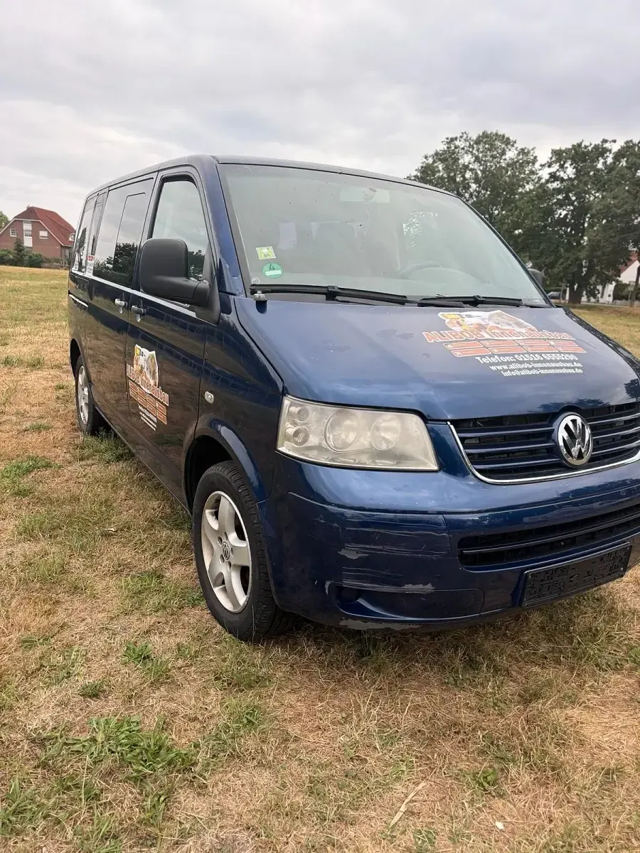 Gebraucht VW Caravelle 131 PS (96 kW) 2004 Blau Van