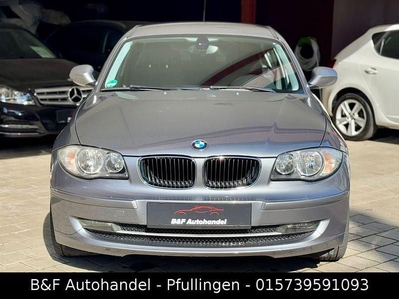 Gebraucht BMW 118 Advantage 143 PS (105 kW) 2010 Grau Kleinwagen