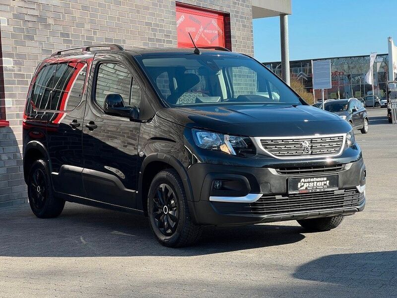 Gebraucht Peugeot Rifter Active 131 PS (96 kW) 2020 Schwarz Van / Kleinbus
