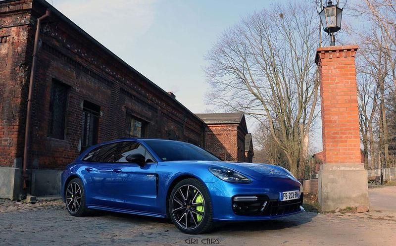 Gebraucht Porsche Panamera Turbo S Sport Turismo 680 PS (500 kW) 2018 Blau Limousine