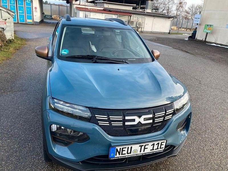 Gebraucht 2023 Dacia Spring Extreme Kleinwagen | 12.400 € (Fairer Preis) - Bild 1/2