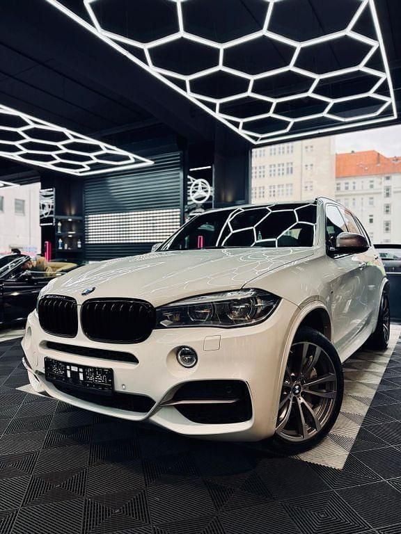 Weiß Gebraucht 2014 BMW X5 M50 Sport Line SUV | 24.900 € (Guter Preis) - Bild 1/4