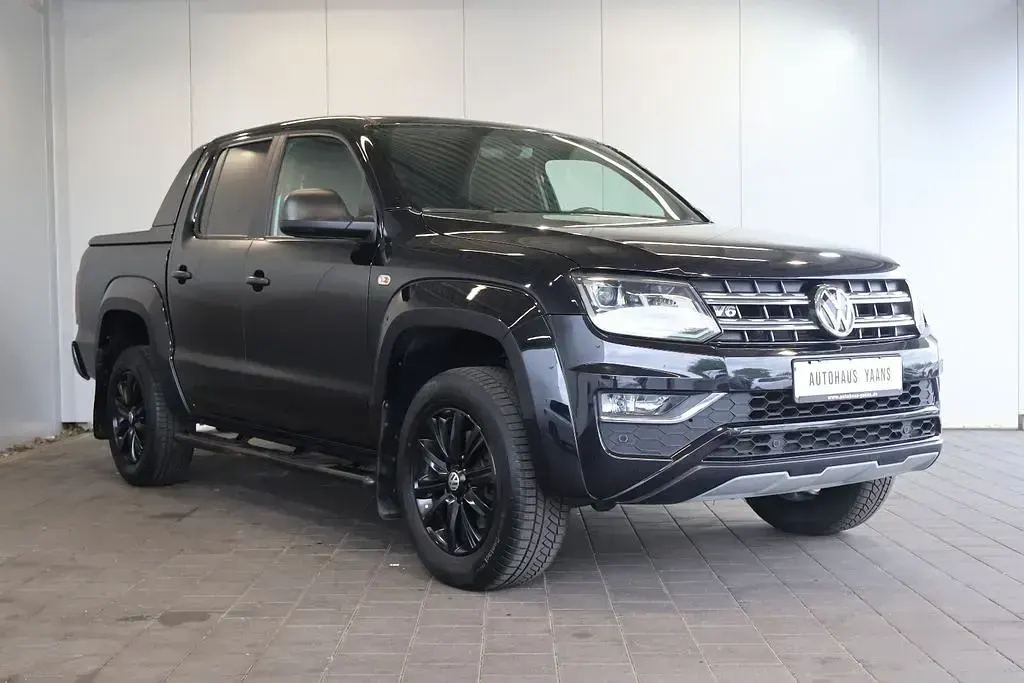 Gebraucht VW Amarok Dark Label 204 PS (150 kW) 2018 Schwarz Pickup