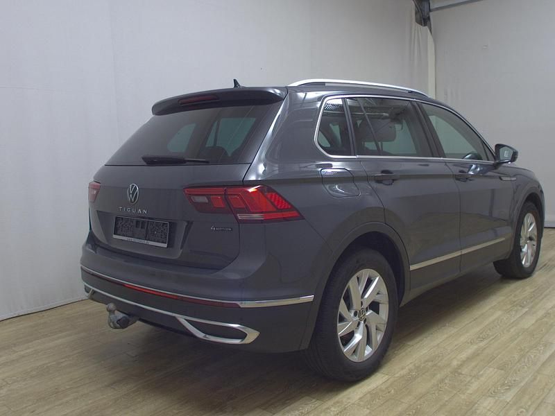 Gebraucht VW Tiguan Elegance 190 PS (139 kW) 2022 Grau SUV