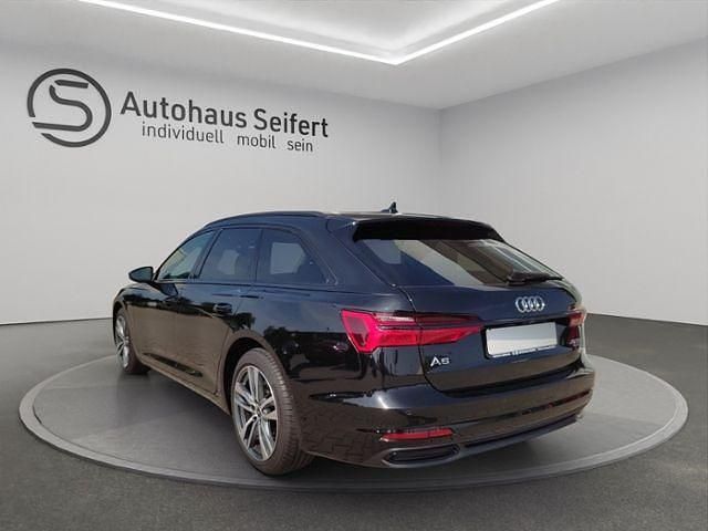 Gebraucht Audi A6 Sport 204 PS (150 kW) 2022 Mythosschwarz metallic (metallic) Kombi