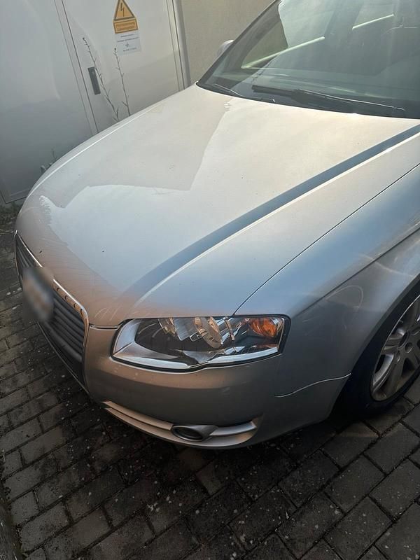 Silber Gebraucht 2005 Audi A4 Limousine | 1.600 € (Superpreis) - Bild 1/4