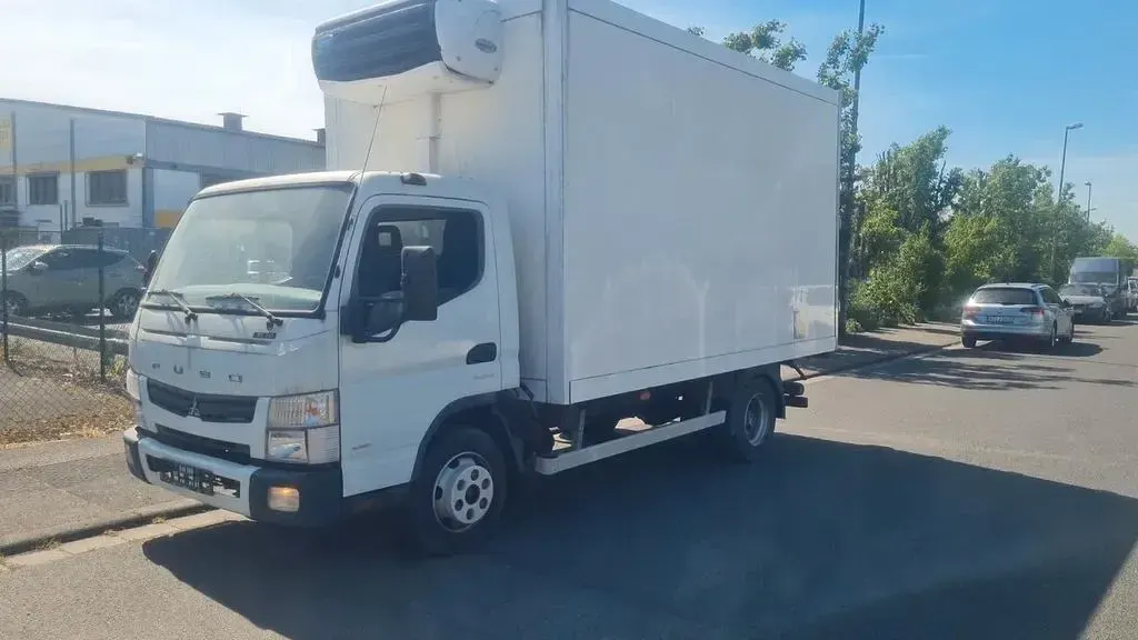 Gebraucht Mitsubishi Canter 175 PS (128 kW) 2014 Weiß