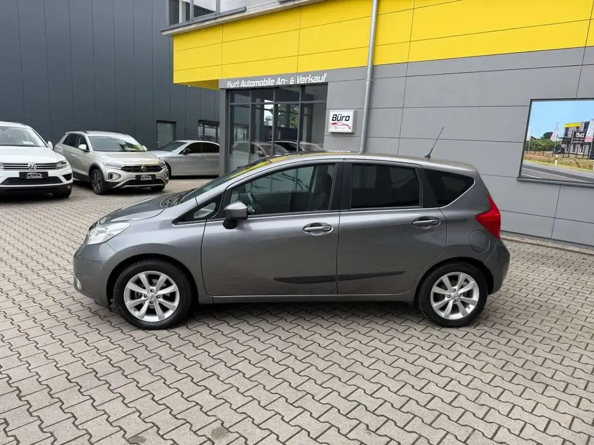 Gebraucht Nissan Note Visia 98 PS (72 kW) 2015 Grau Kleinwagen