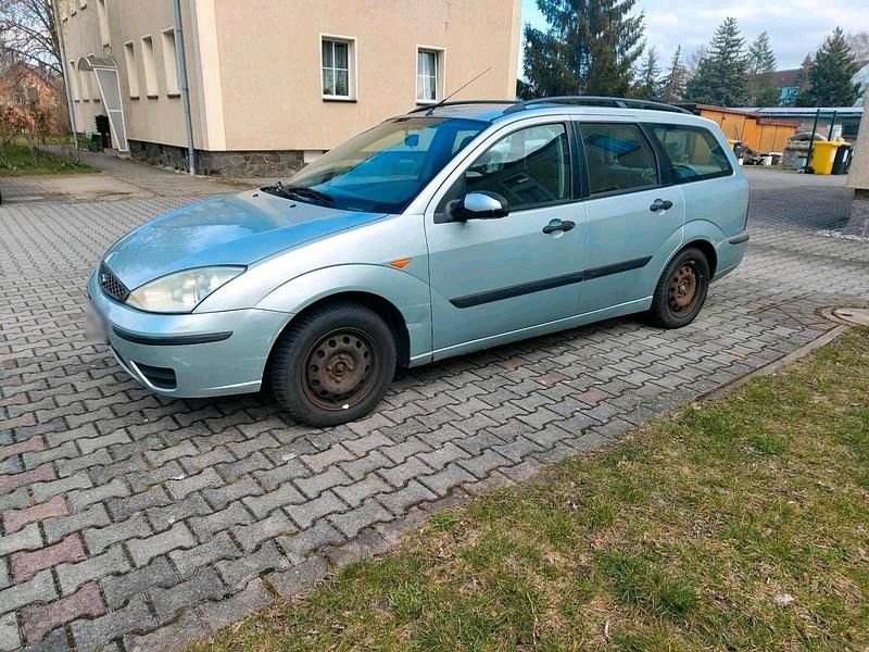 Gebraucht Ford Focus 100 PS (73 kW) 2003 Blau Kombi