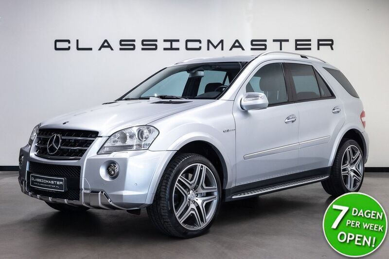 Silber Gebraucht 2010 Mercedes ML63 AMG AMG SUV | 62.950 € - Bild 1/4