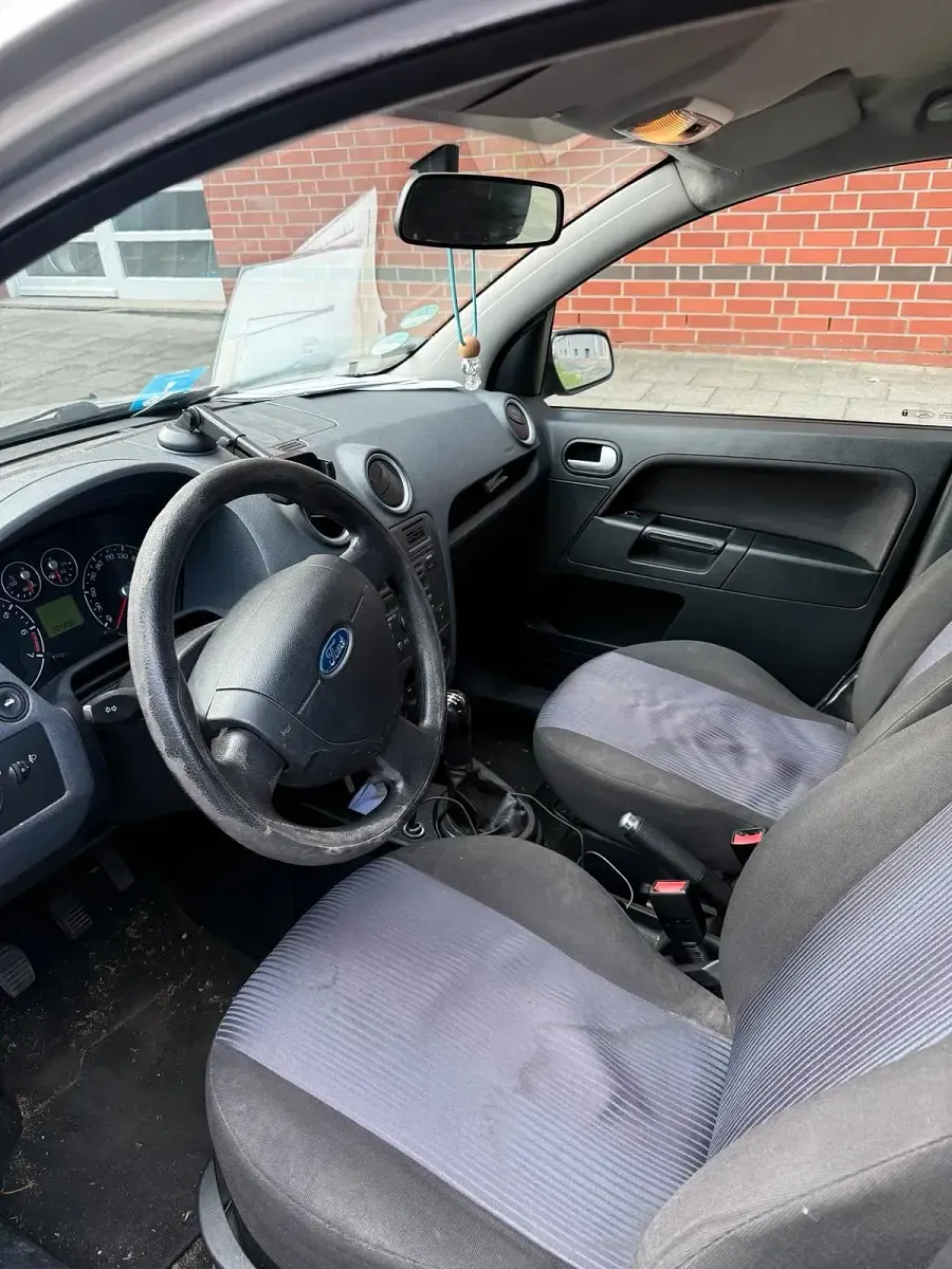 Gebraucht Ford Fusion 96 PS (70 kW) 2006 Silber Kleinwagen