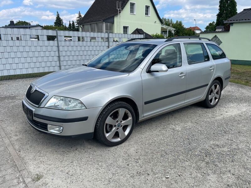 Silber Gebraucht 2005 Skoda Octavia Elegance Kombi | 2.290 € (Fairer Preis) - Bild 1/4