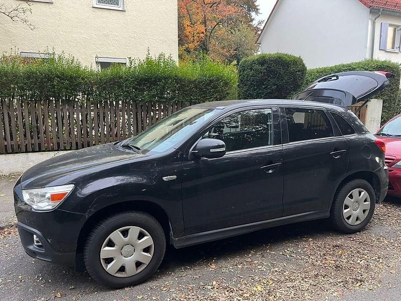 Schwarz Gebraucht 2010 Mitsubishi ASX SUV | 5.290 € (Fairer Preis) - Bild 1/4