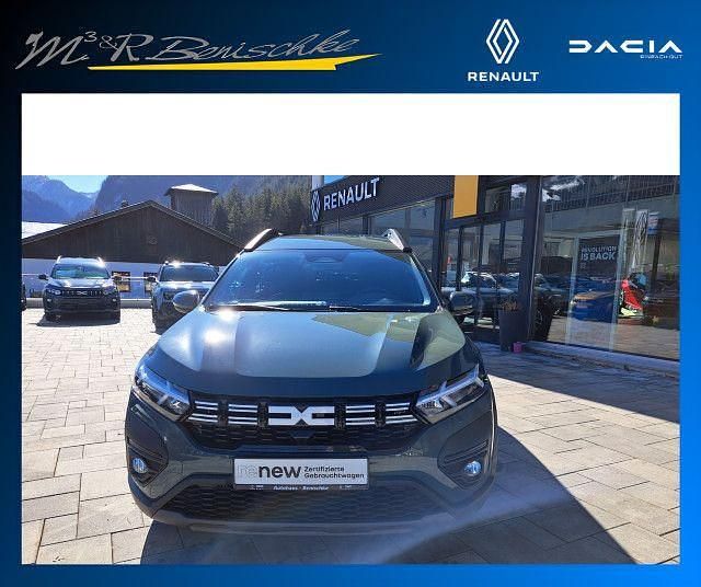 Gebraucht Dacia Jogger Expression 110 PS (80 kW) 2025 Safarigrünmetallic Van / Kleinbus