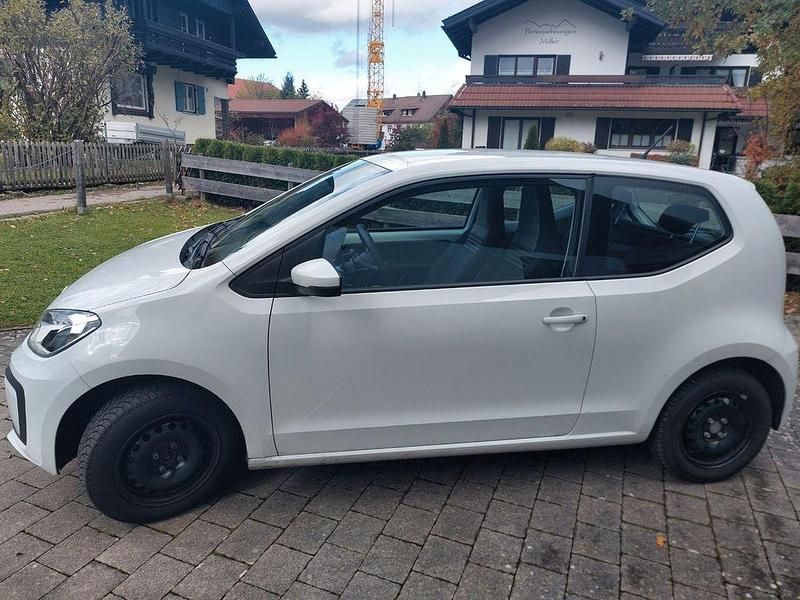 Gebraucht VW up! move up! 60 PS (44 kW) 2020 Weiß Kleinwagen