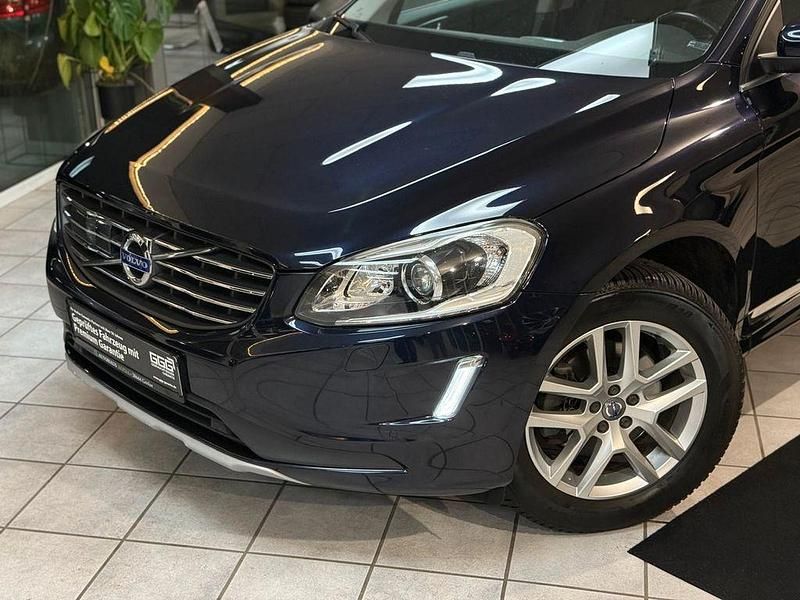 Gebraucht Volvo XC60 Summum 190 PS (139 kW) 2017 Blau SUV