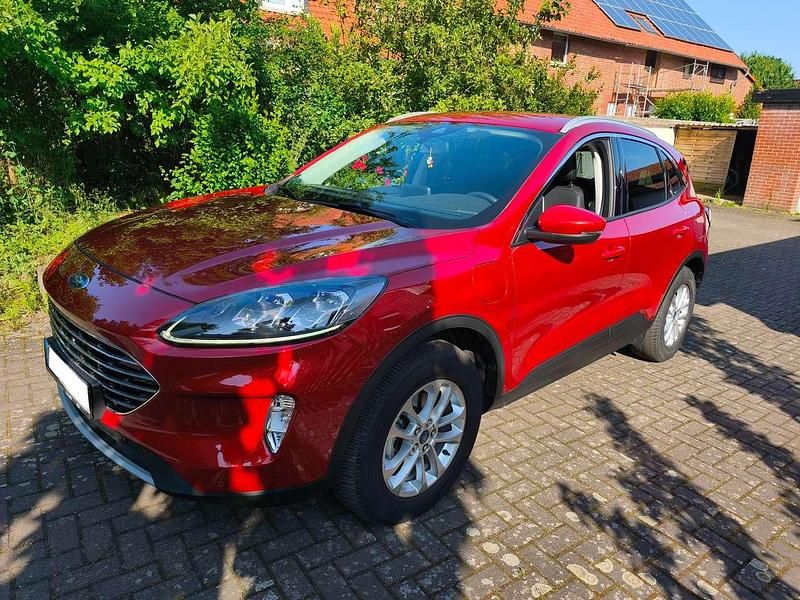 Rot Gebraucht 2021 Ford Kuga Titanium X SUV | 25.000 € (Fairer Preis) - Bild 1/4