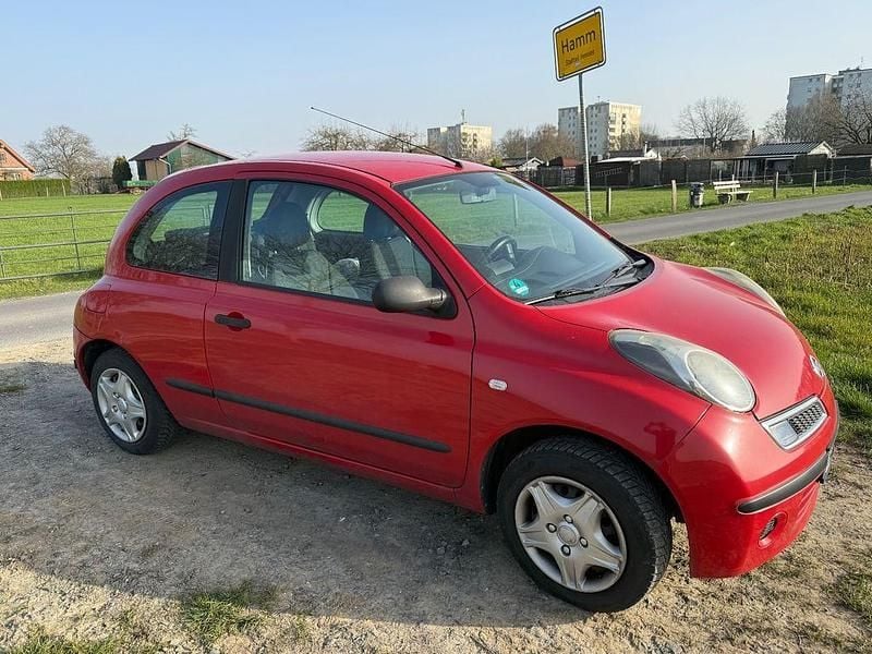 Gebraucht Nissan Micra 65 PS (47 kW) 2009 Rot Limousine