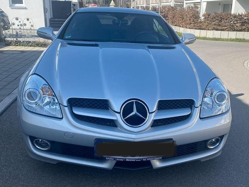 Gebraucht Mercedes SLK200 184 PS (135 kW) 2010 Silber Cabrio