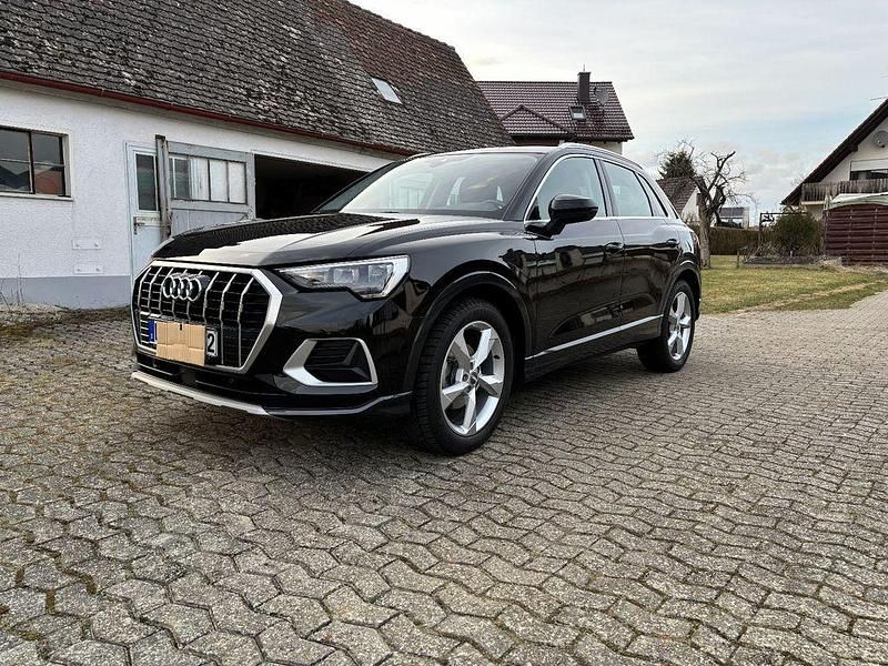 Gebraucht Audi Q3 Ambiente 150 PS (110 kW) 2019 Schwarz SUV