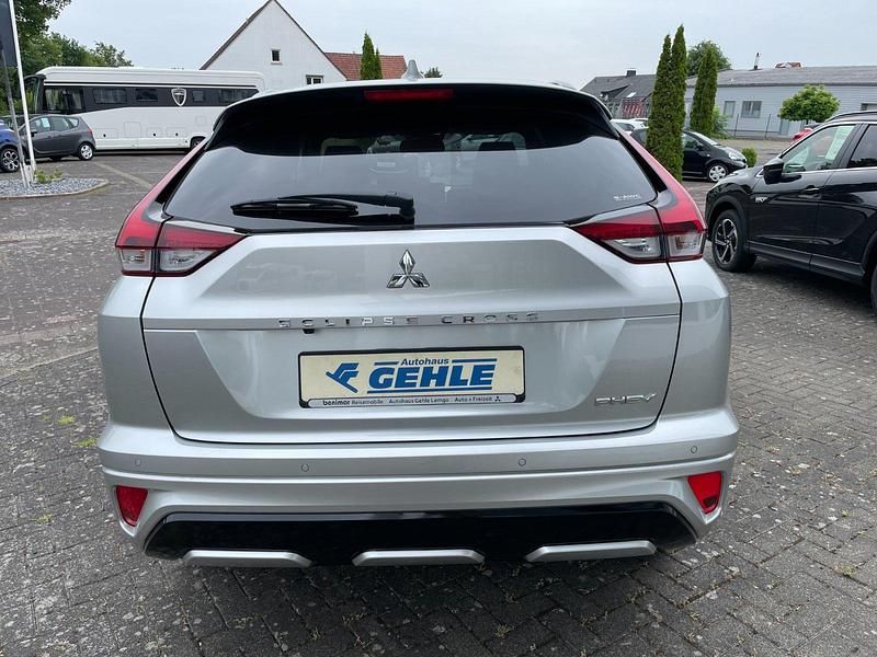 Second-hand Mitsubishi Eclipse Plus 188 CP (138 kW) 2022 Argintiu Berlinǎ