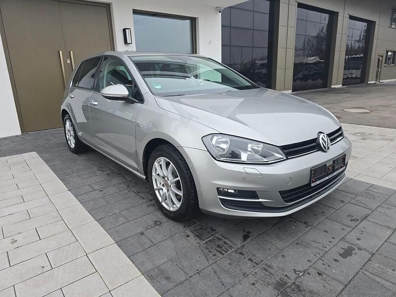 Silber Gebraucht 2014 VW Golf Cup Limousine | 4.990 € (Superpreis) - Bild 1/4