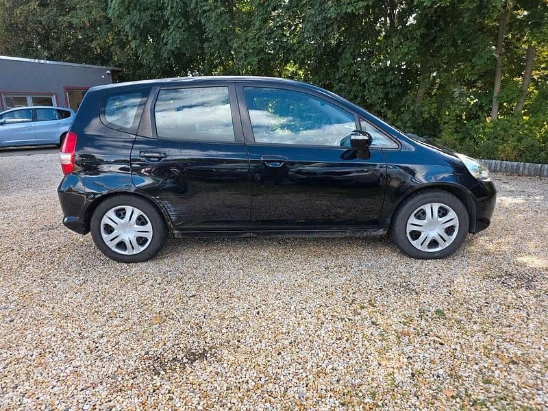 Gebraucht Honda Jazz LS 83 PS (61 kW) 2007 Night hawk black p. Kleinwagen