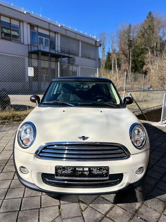 Gebraucht Mini Cooper 122 PS (89 kW) 2012 Weiß Kleinwagen