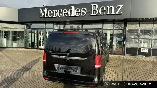 Gebraucht Mercedes V300 Avantgarde 237 PS (174 kW) 2022 Schwarz Van / Kleinbus