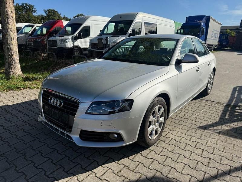Silber Gebraucht 2008 Audi A4 Ambiente Limousine | 6.900 € (Superpreis) - Bild 1/4