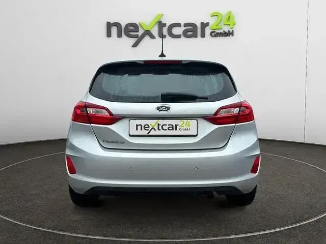 Gebraucht Ford Fiesta Cool & Connect 95 PS (69 kW) 2020 Silber Kleinwagen