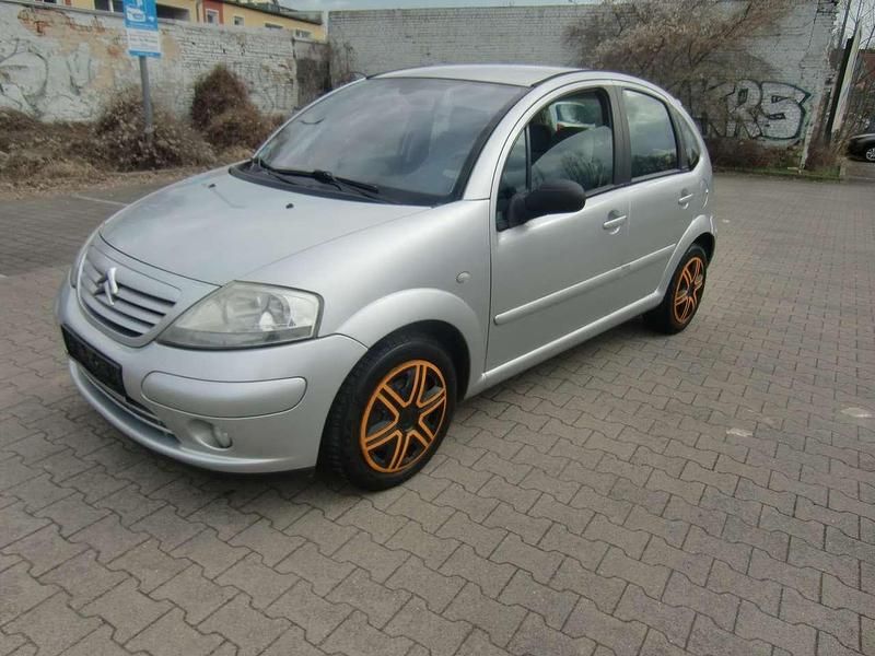 Gebraucht Citroën C3 Exclusive 73 PS (53 kW) 2003 Silber Limousine
