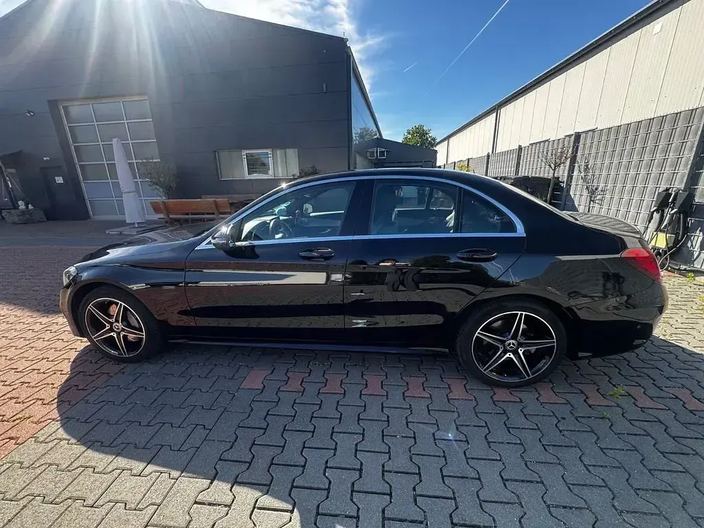 Gebraucht Mercedes E350 280 PS (205 kW) 2018 Schwarz Limousine