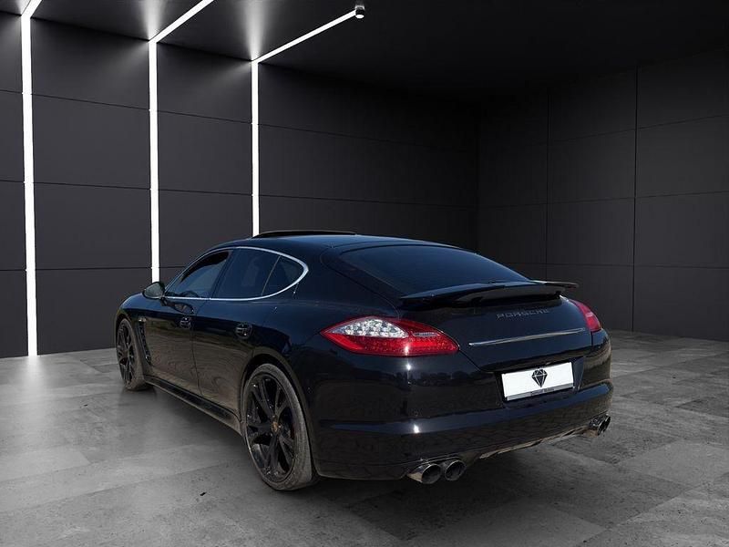 Gebraucht Porsche Panamera Turbo 500 PS (367 kW) 2009 Schwarz Kleinwagen