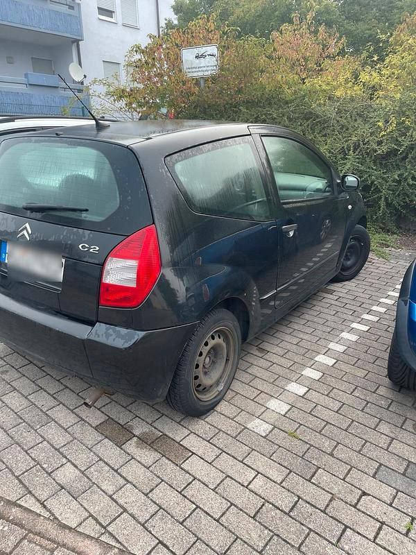 Schwarz Gebraucht 2009 Citroën C2 Kleinwagen | 750 € - Bild 1/4