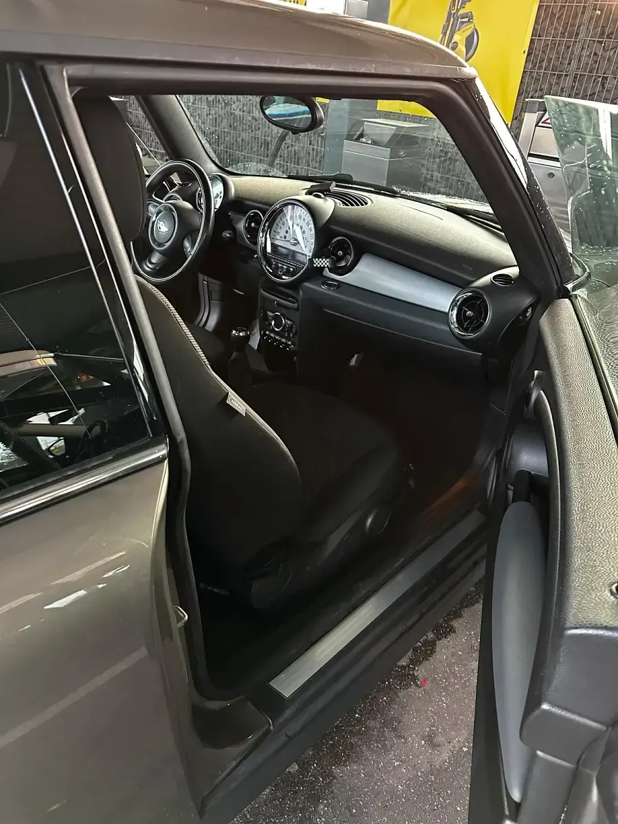 Gebraucht Mini Cooper 98 PS (72 kW) 2011 Beige Kleinwagen