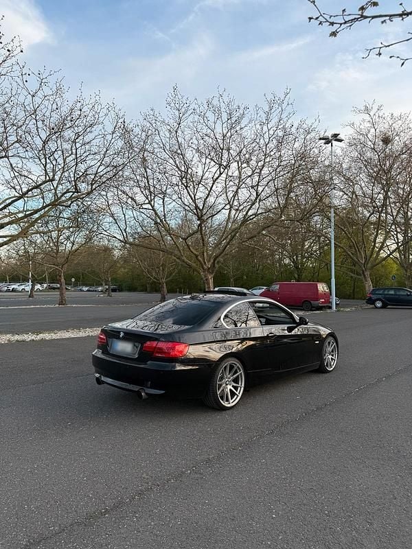 Gebraucht BMW 335 306 PS (225 kW) 2007 Schwarz Coupé