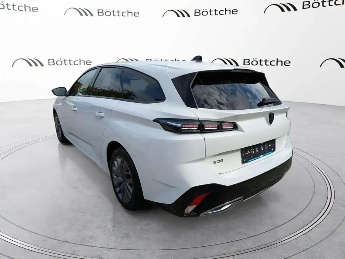 Gebraucht Peugeot 308 SW Allure 131 PS (96 kW) 2023 Weiß Kombi