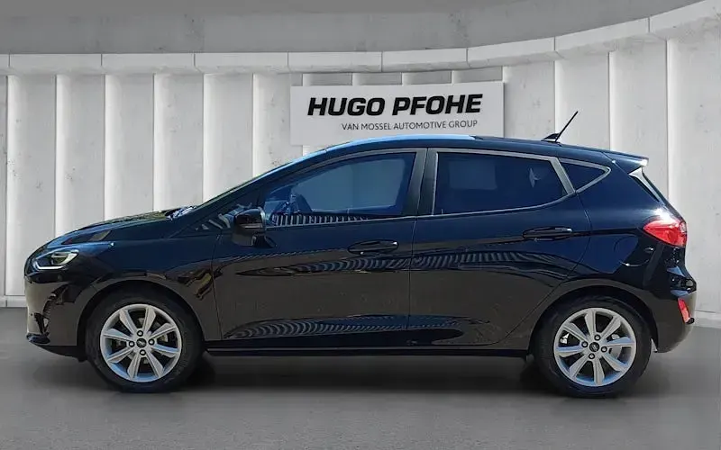 Gebraucht Ford Fiesta Cool & Connect 101 PS (74 kW) 2022 Schwarz Kleinwagen