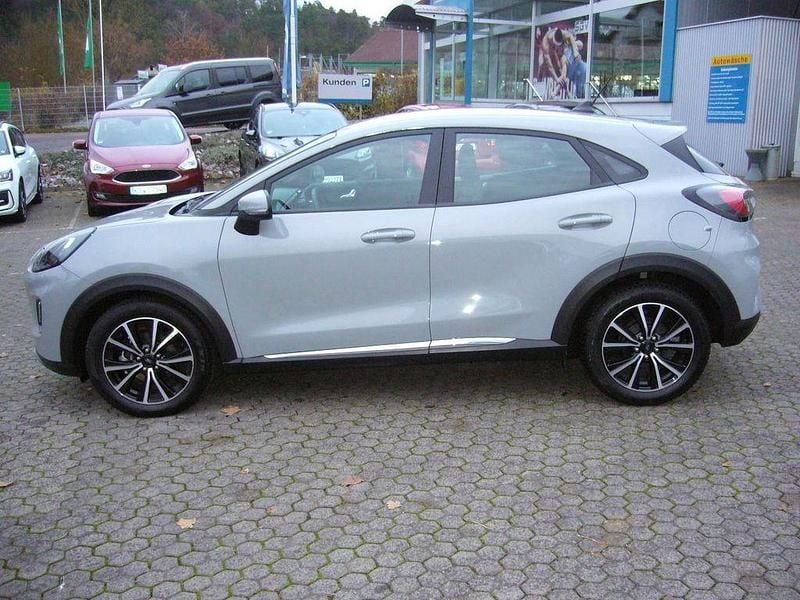 Grau Gebraucht 2020 Ford Puma Titanium SUV | 18.950 € (Fairer Preis) - Bild 1/4