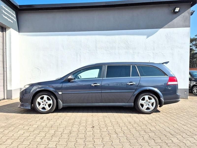 Gebraucht Opel Vectra Edition 155 PS (114 kW) 2007 Blau Kombi