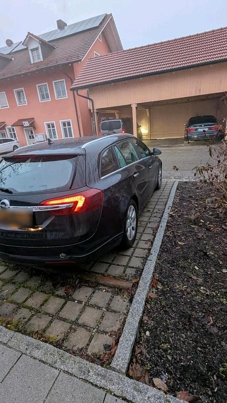 Gebraucht Opel Insignia 170 PS (125 kW) 2015 Schwarz Kombi